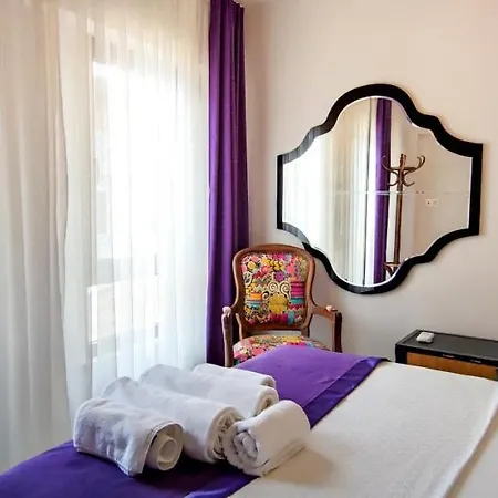 Mare Casia Hotell *